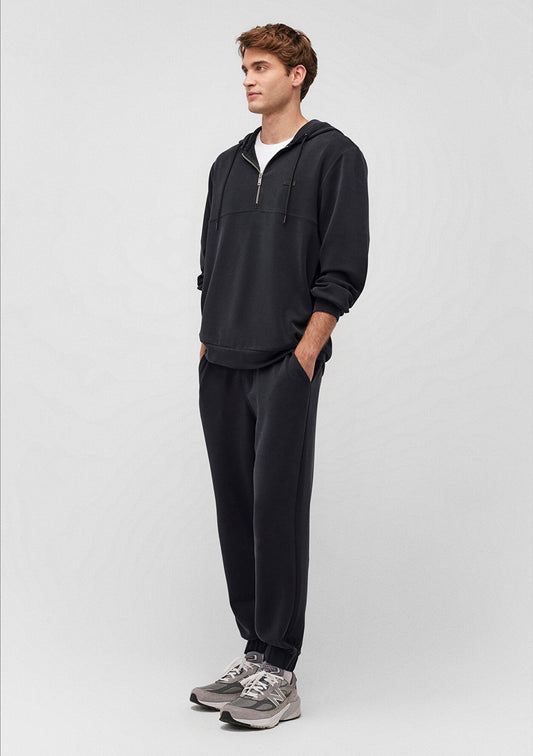 Black Basic Sweatpants