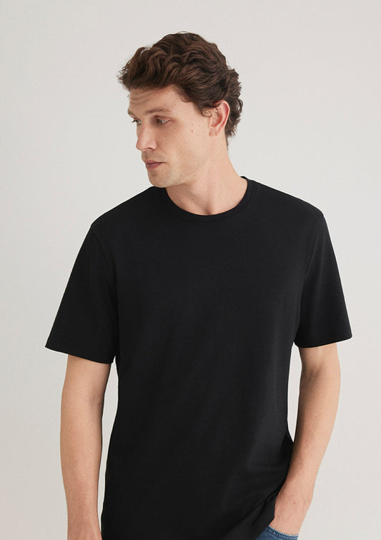 Black Basic T-Shirt