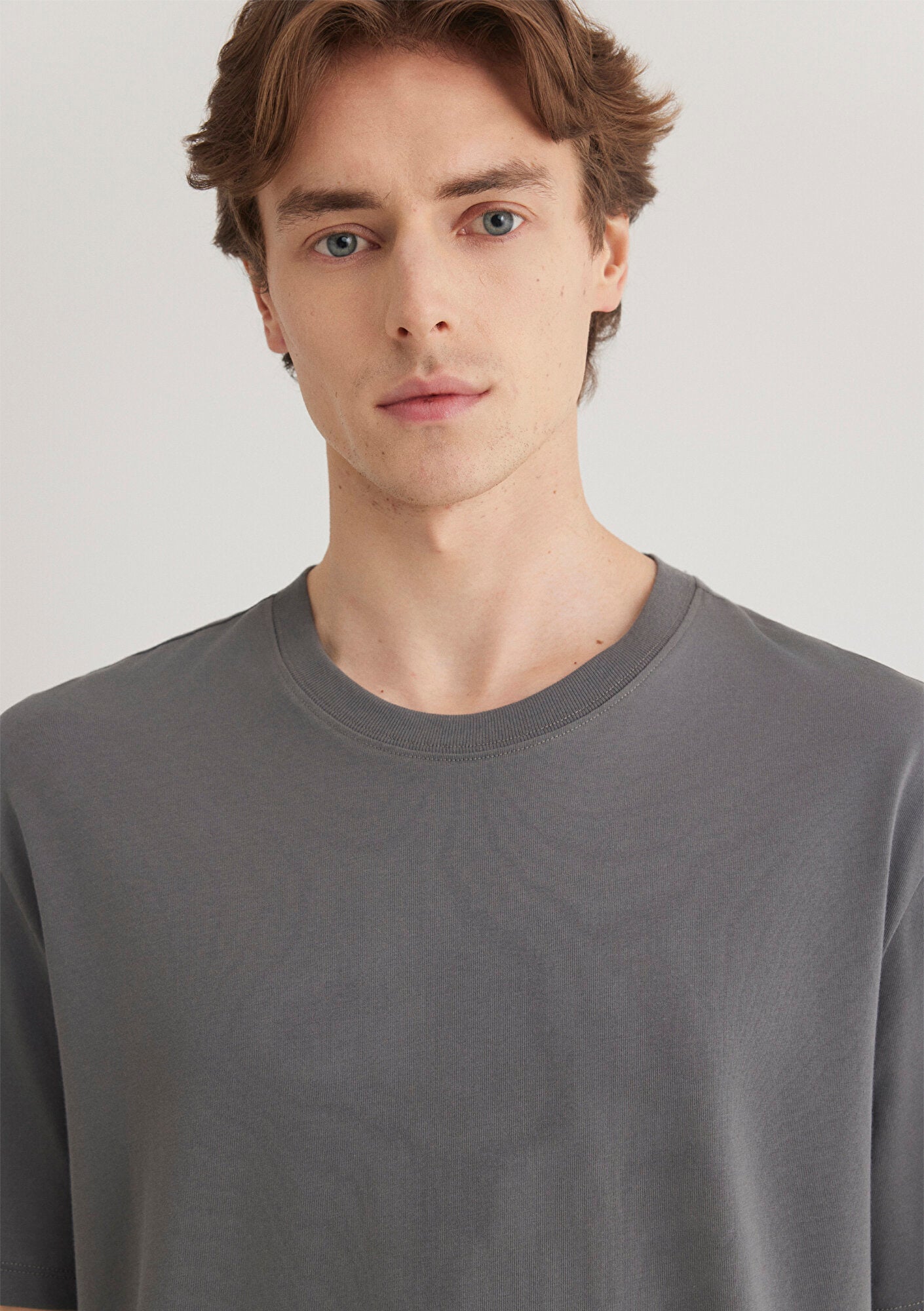 Crew Neck Grey Basic T-Shirt