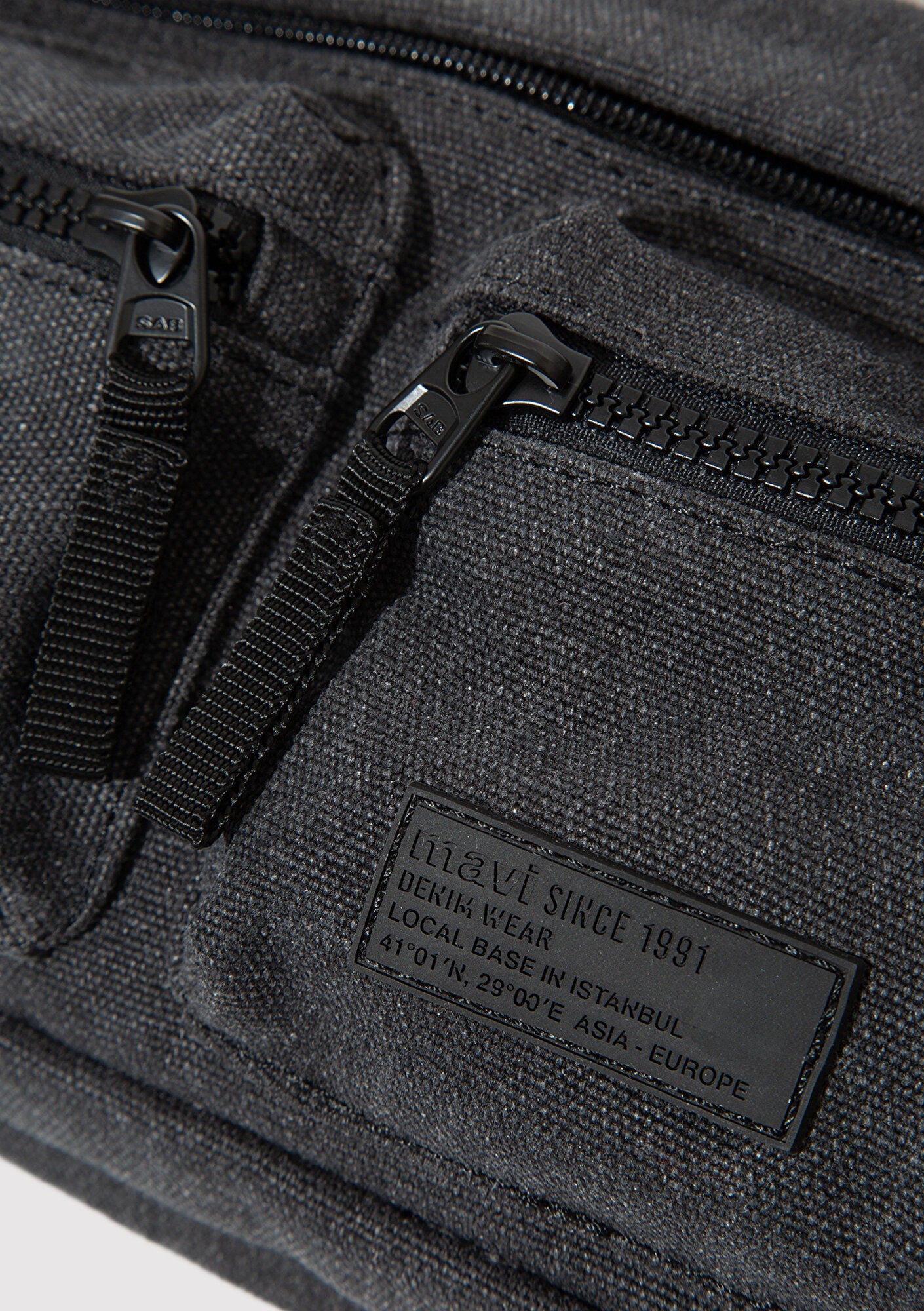 Black Belt Bag