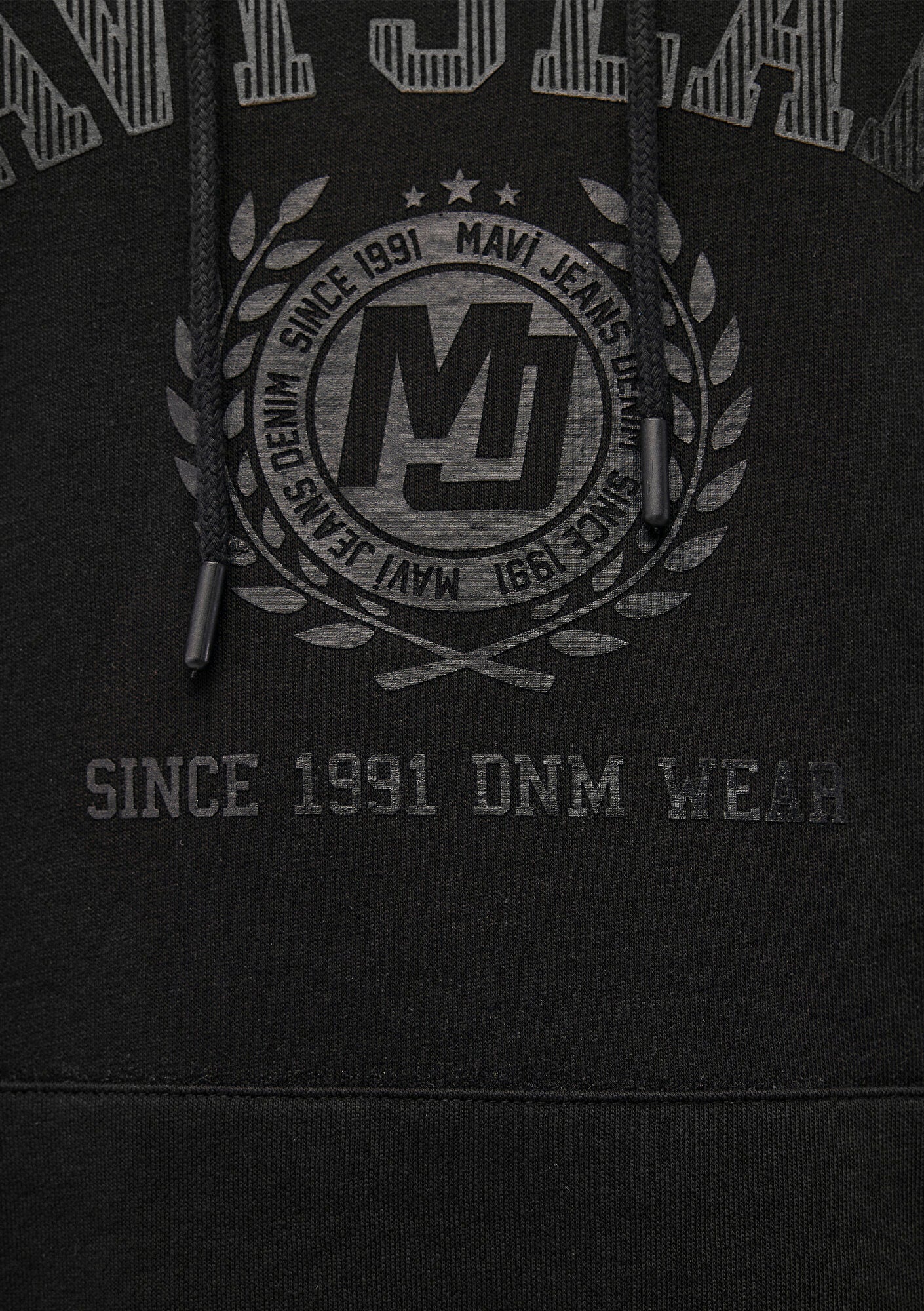 Black Sweatshirt