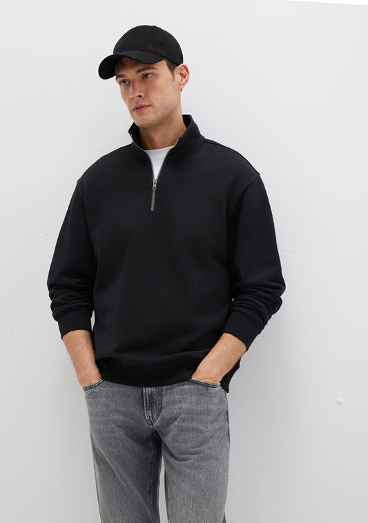 Half Zip Black Basic Sweatshirt