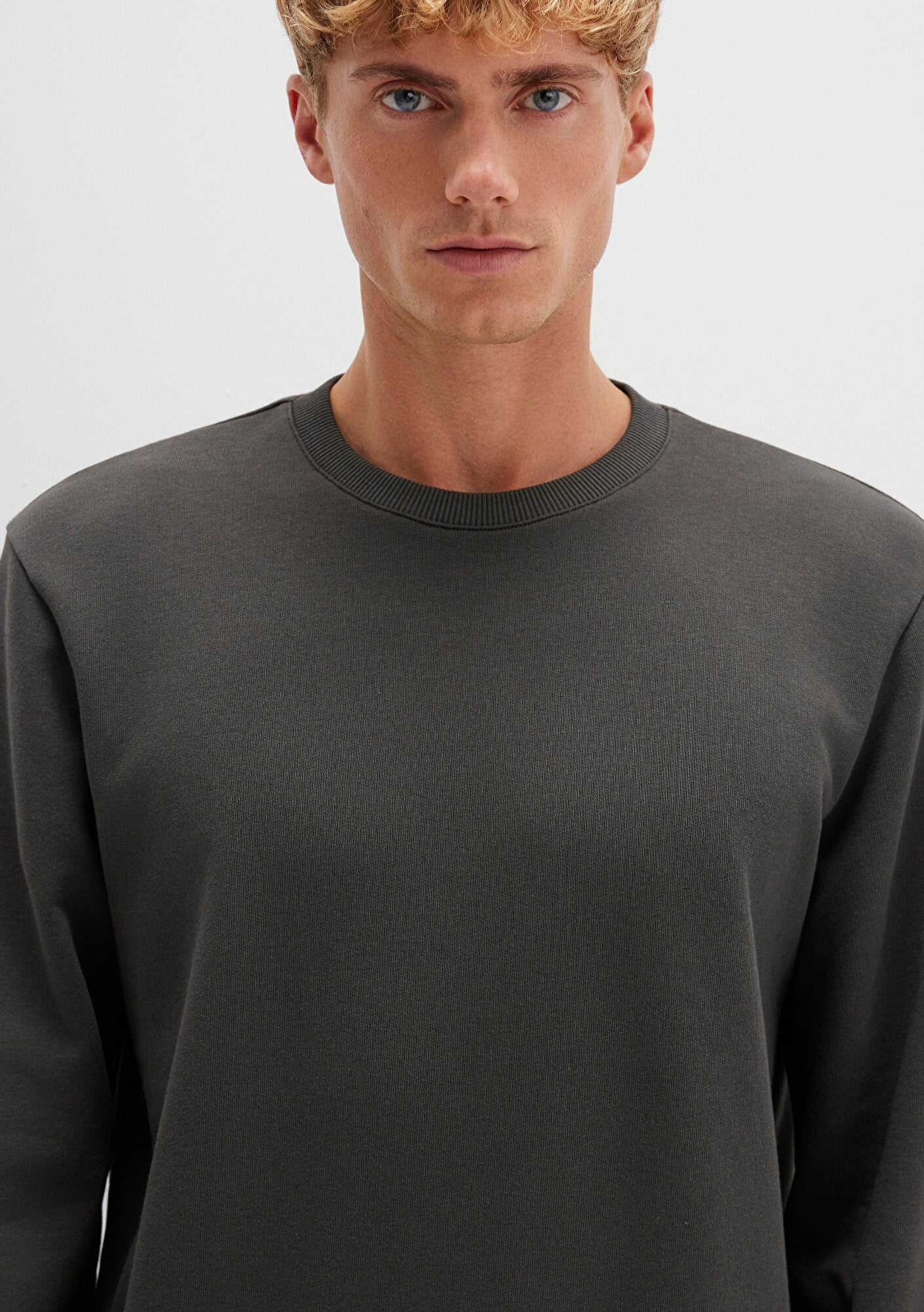 Crew Neck Green Sweatshirt