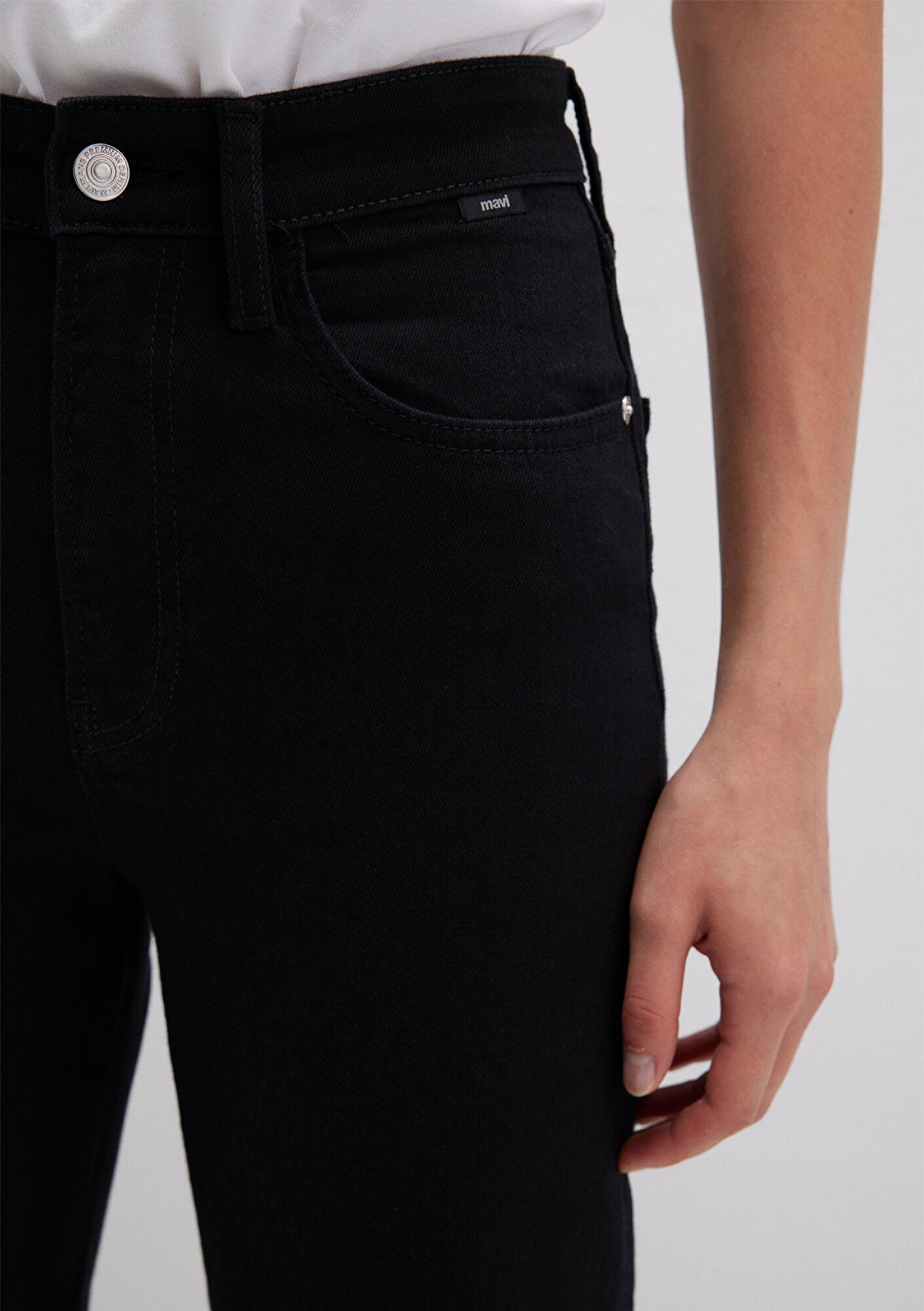 Sky Black Classic Denim Jean Pants