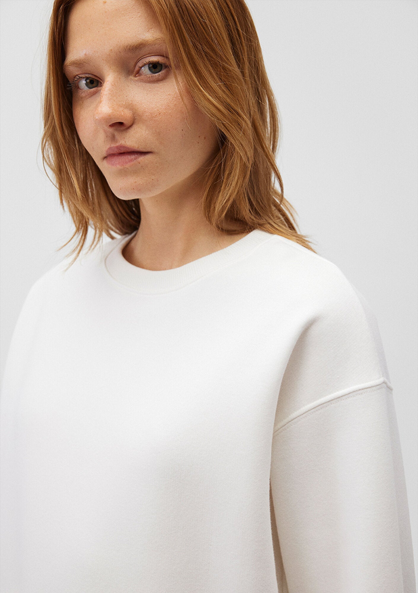 Crew Neck Beige Sweatshirt