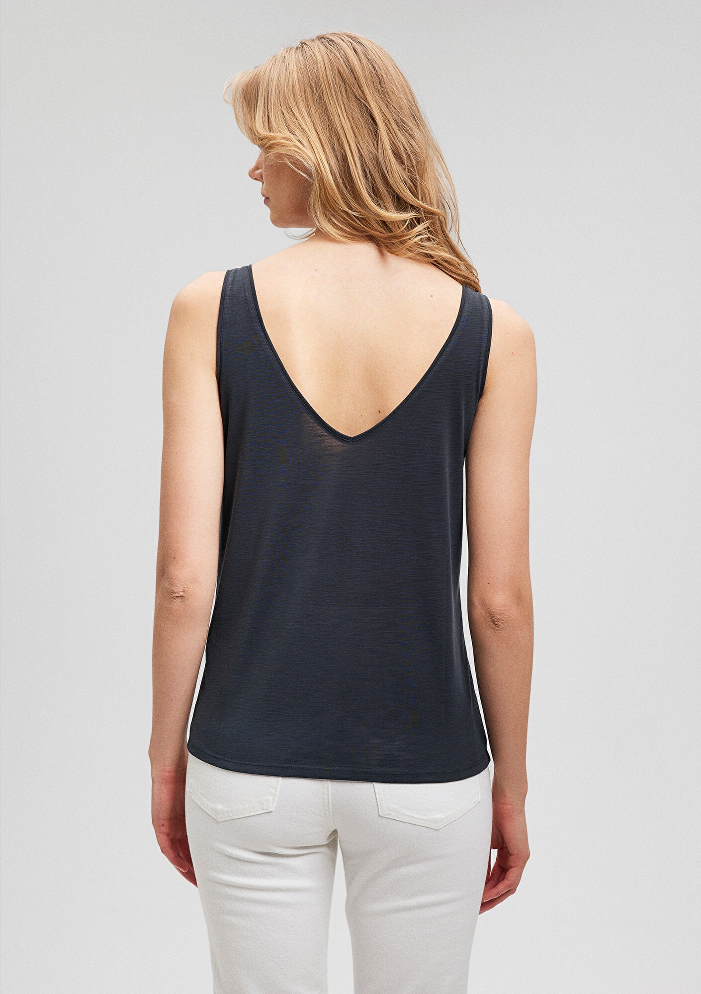 Sleeveless T-Shirt
