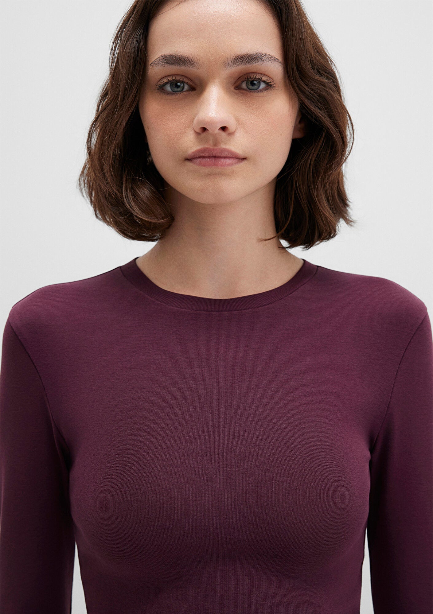 Burgundy Long Sleeve Crop Basic T-Shirt