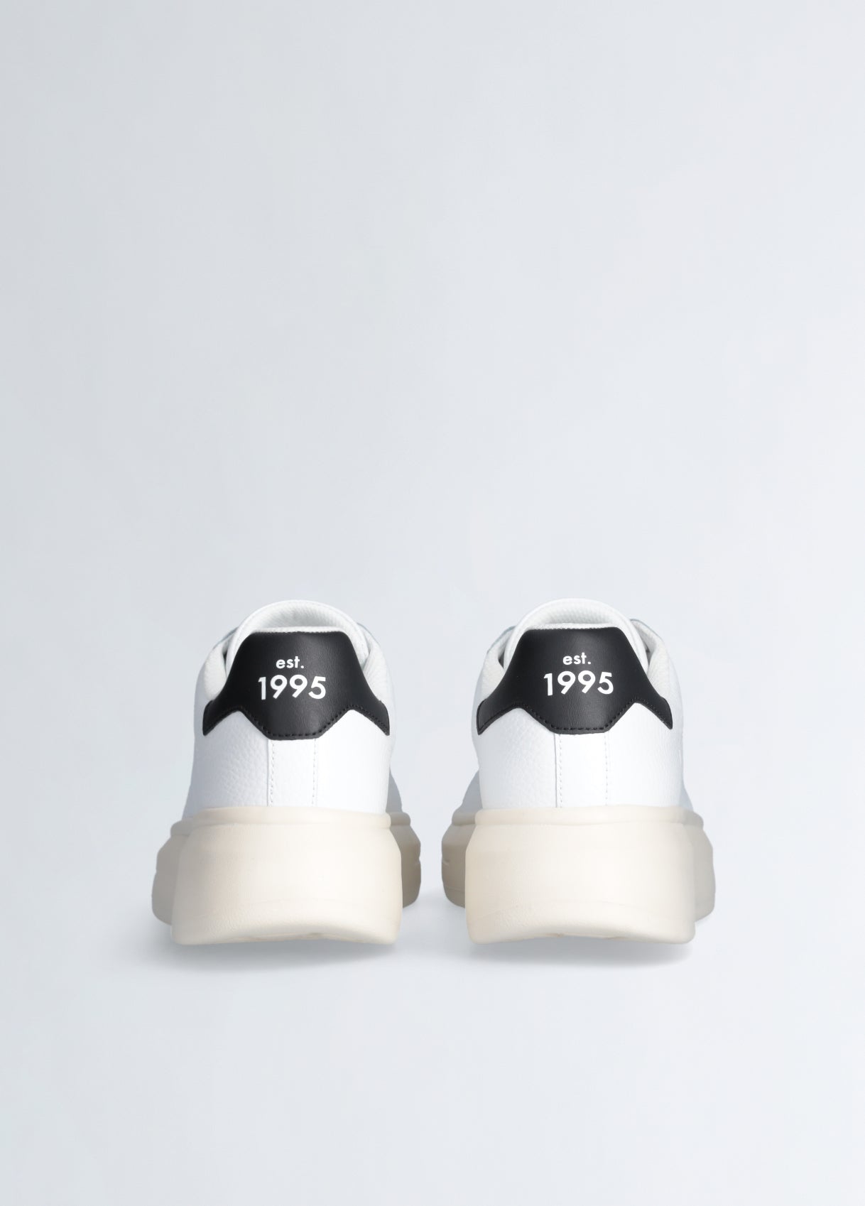 7B5005PX631S100544-white/black