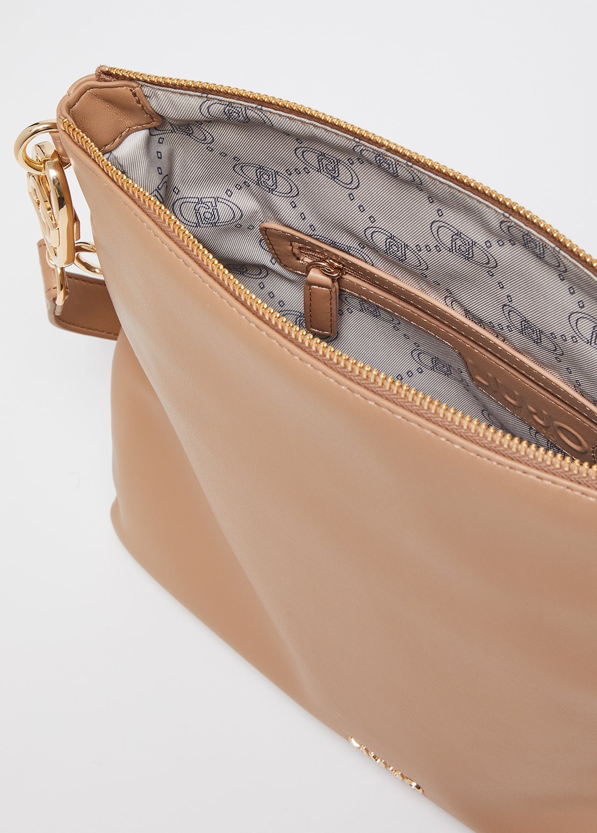 AA5075E001400070T.U.-camel