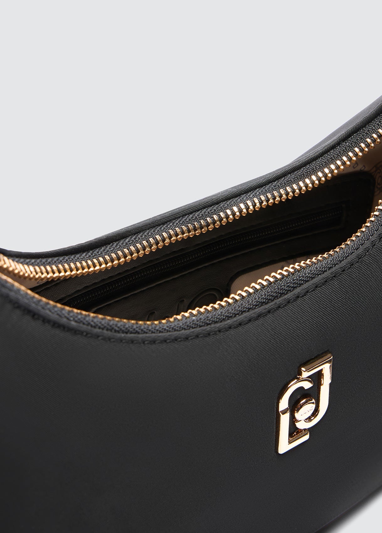 AA5180T455922222T.U.-black