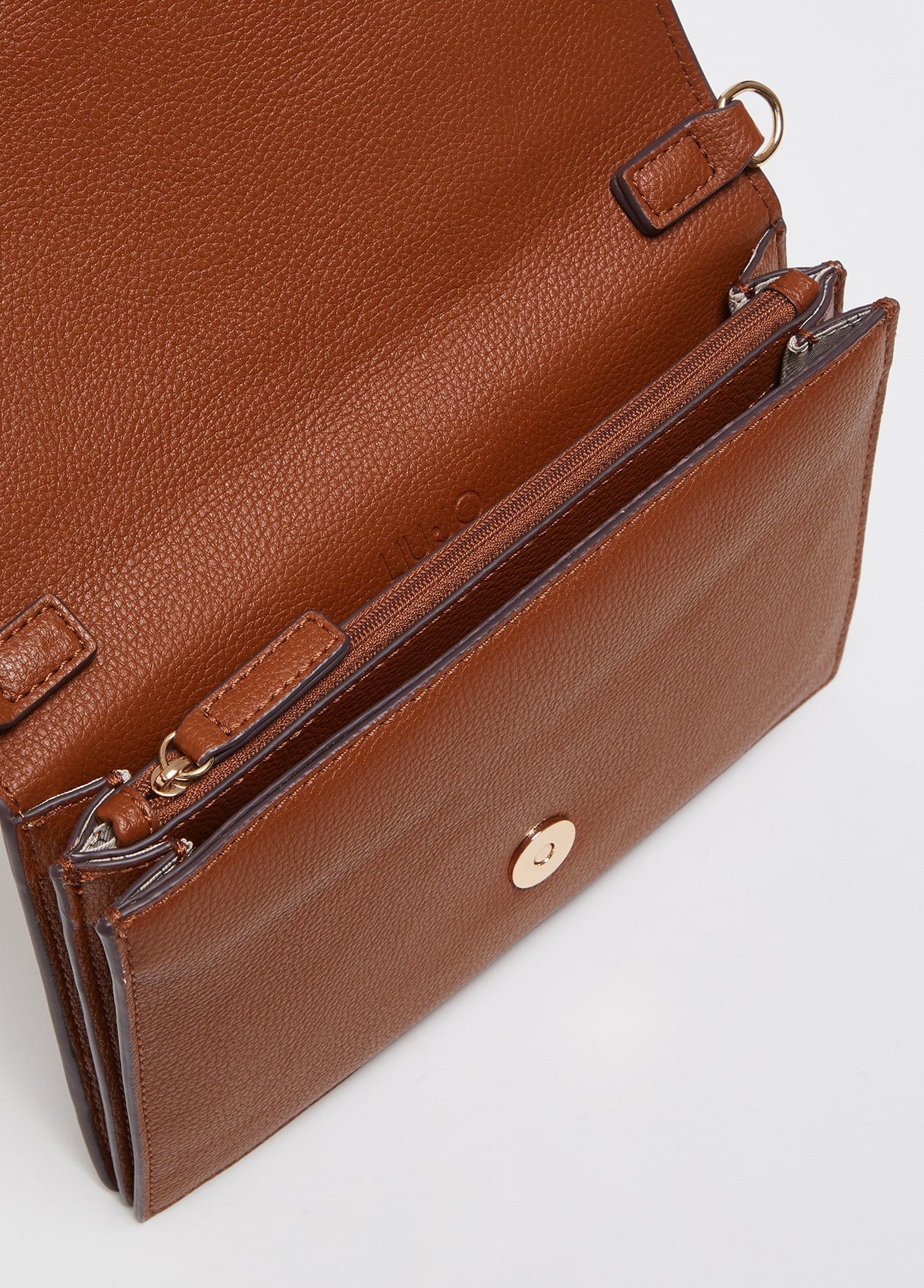 AA5221E0033X0282T.U.-brown