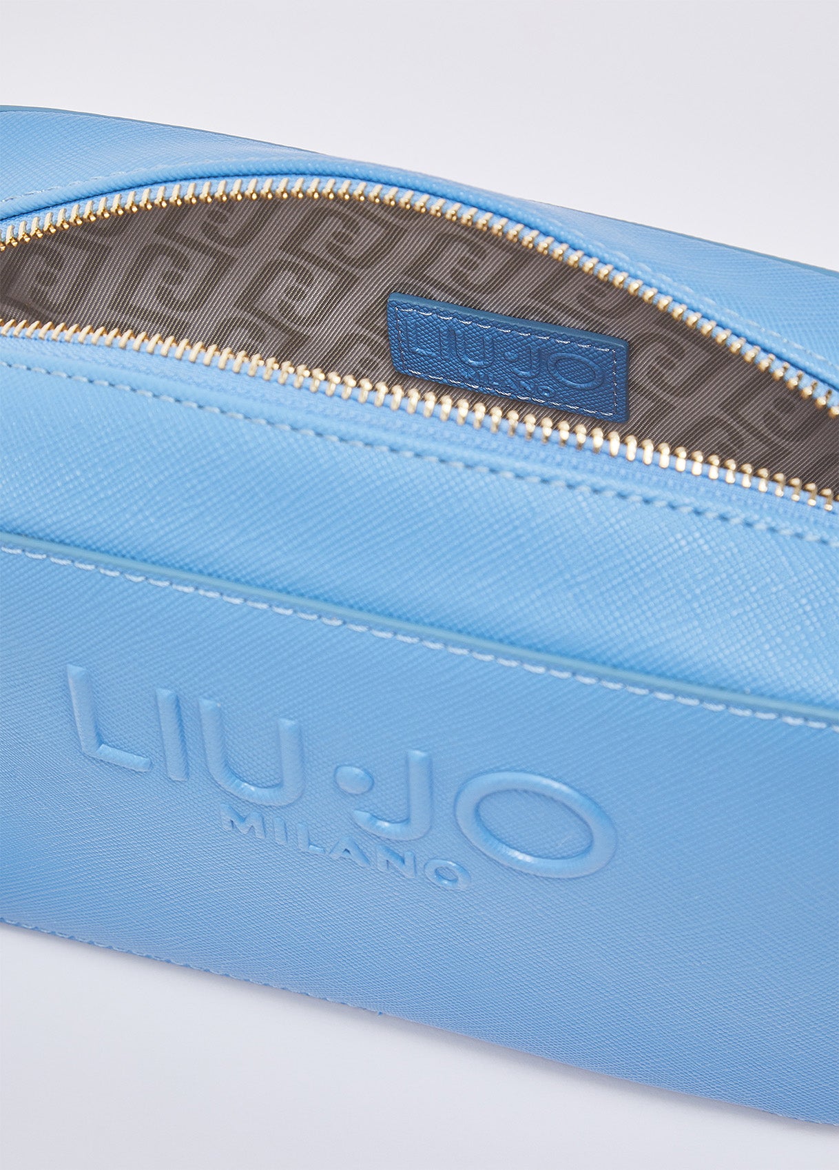 AA6153ES02974139T.U.-light blue
