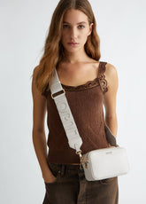 AF4100E001533801T.U.-light beige