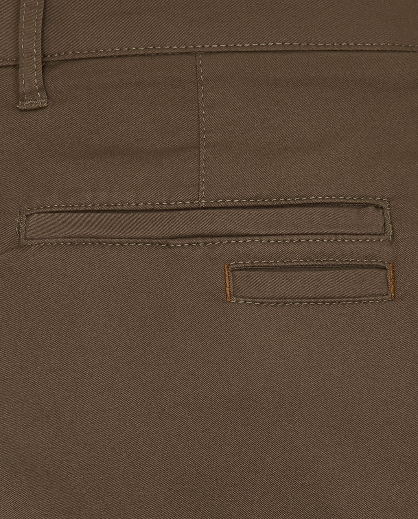 CNPTAKPBG0P2158BROWN