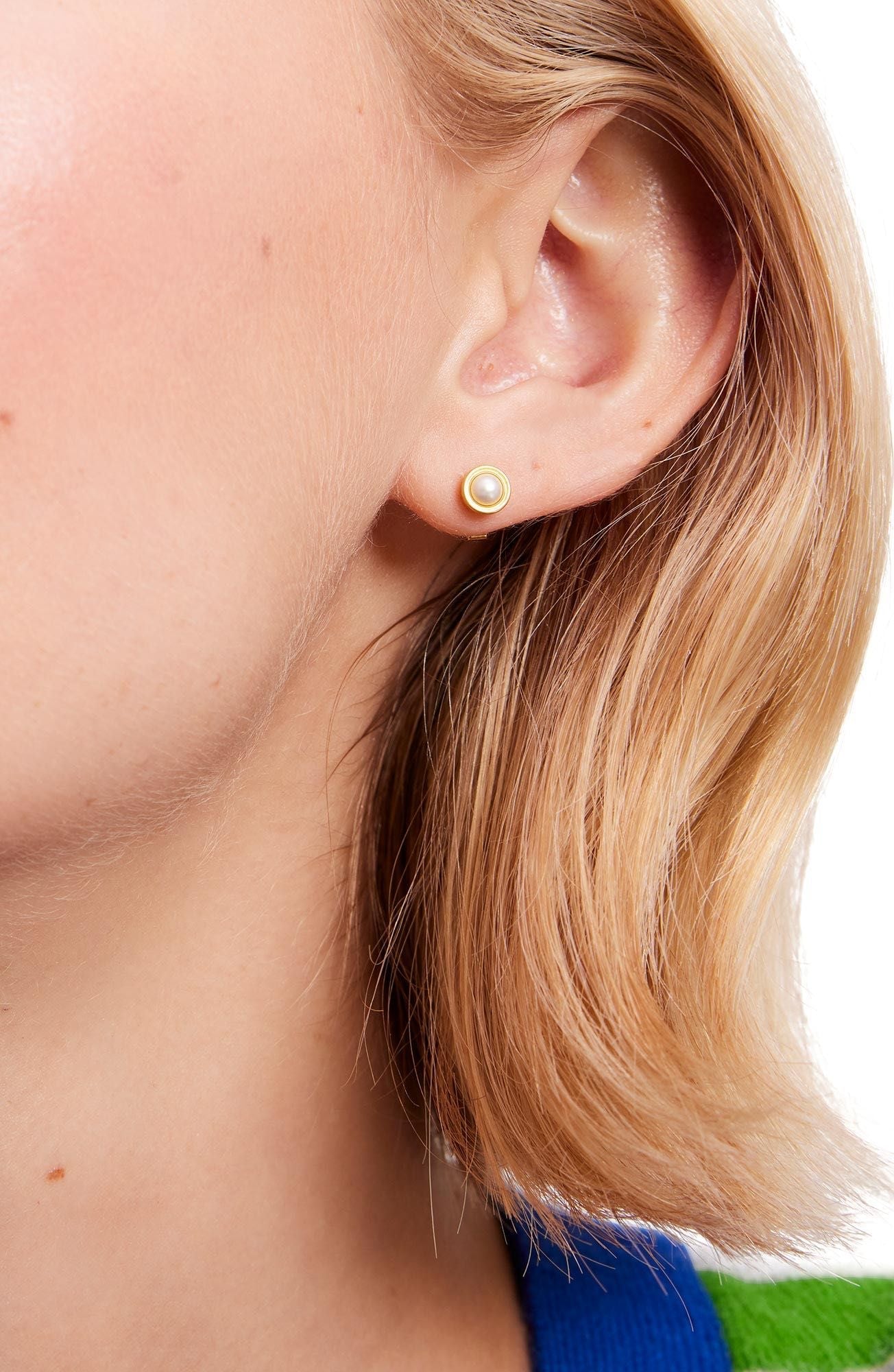 ke028_Set In Stone Small Studs_White Gold