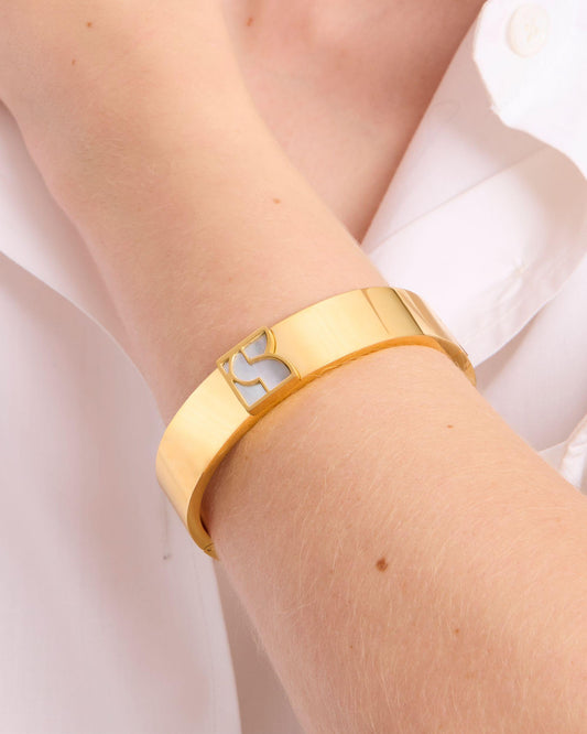 Dakota Signature Hinged Bangle