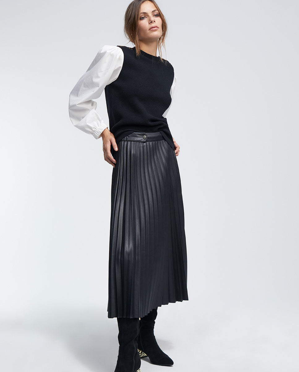Faux leather skirt
