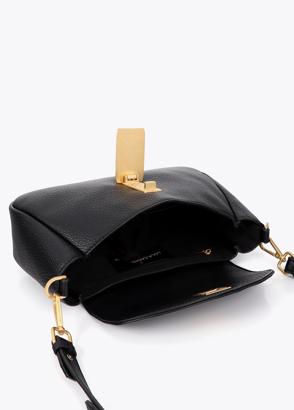 lf2604030-Leather-effect shoulder bag with metal closure detail-Black