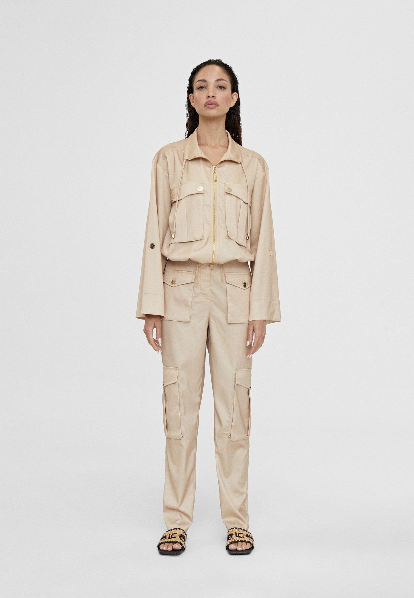 LS2414023-Beige-Trousers with cargo pockets