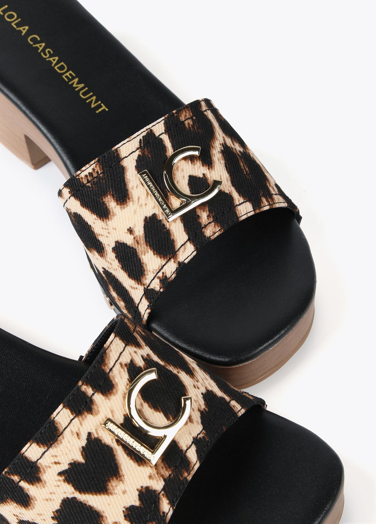 Leopard print fabric clogs