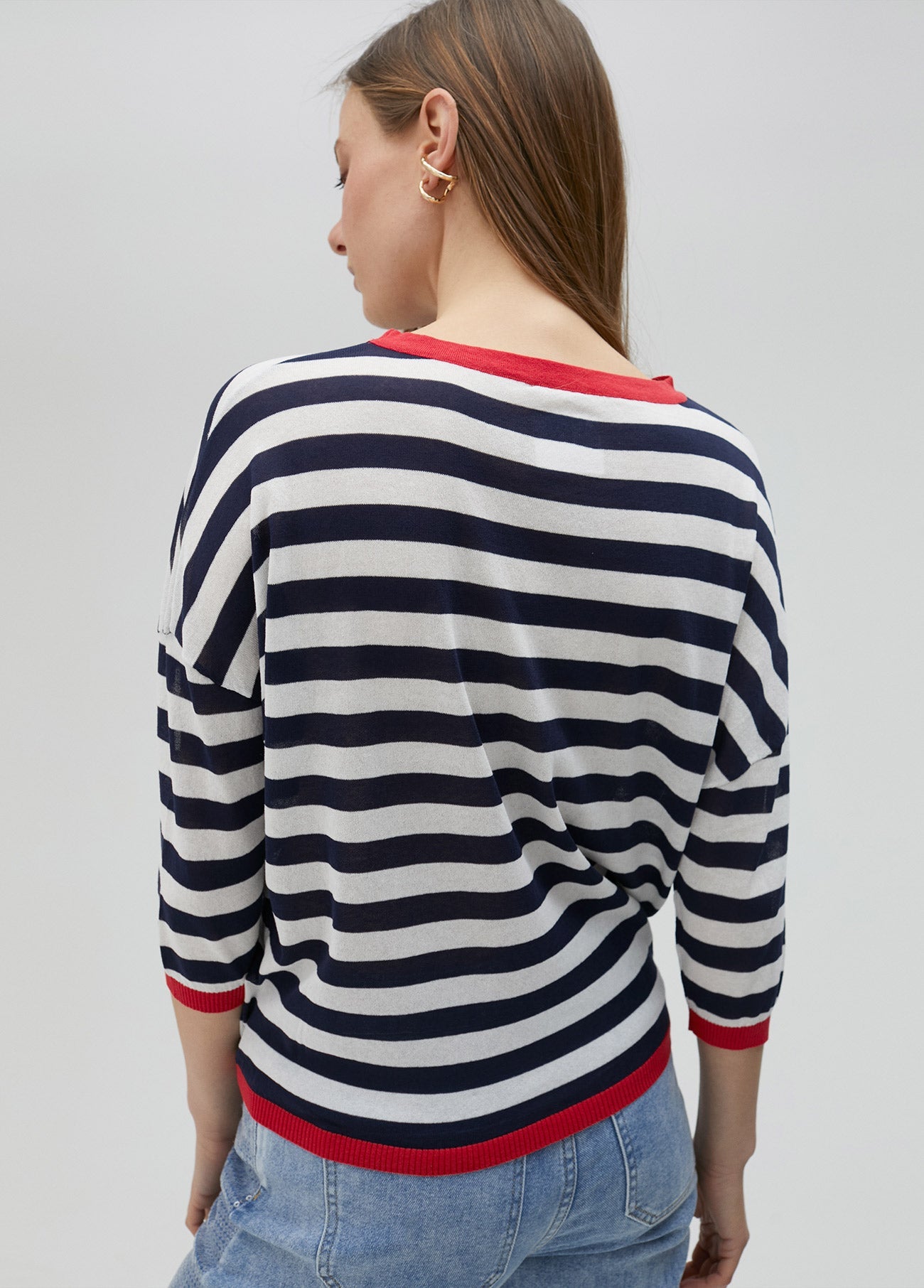 Two-tone striped fine sweater