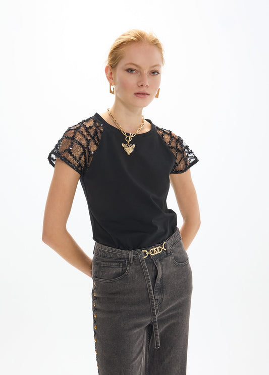 mf2615001-Fitted t-shirt with raglan sleeves in ''spider'' fabric-Black