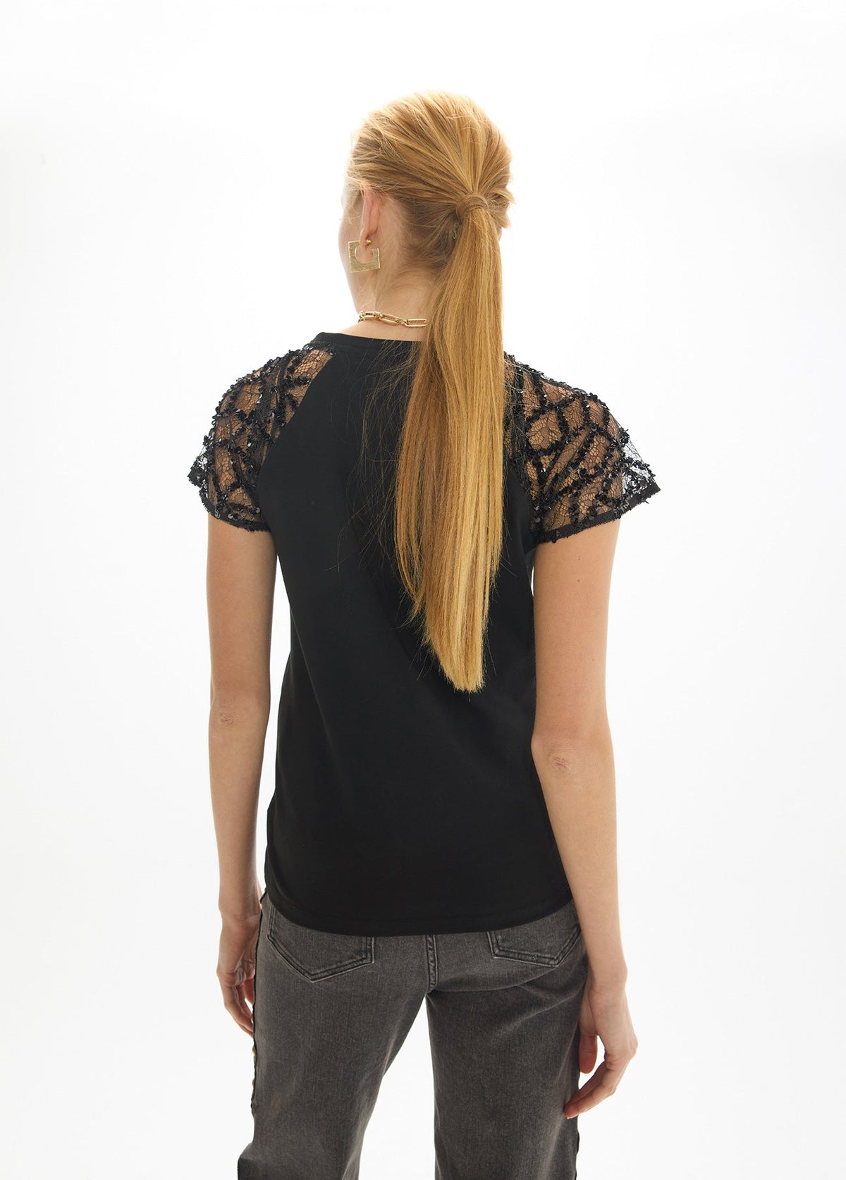 mf2615001-Fitted t-shirt with raglan sleeves in ''spider'' fabric-Black