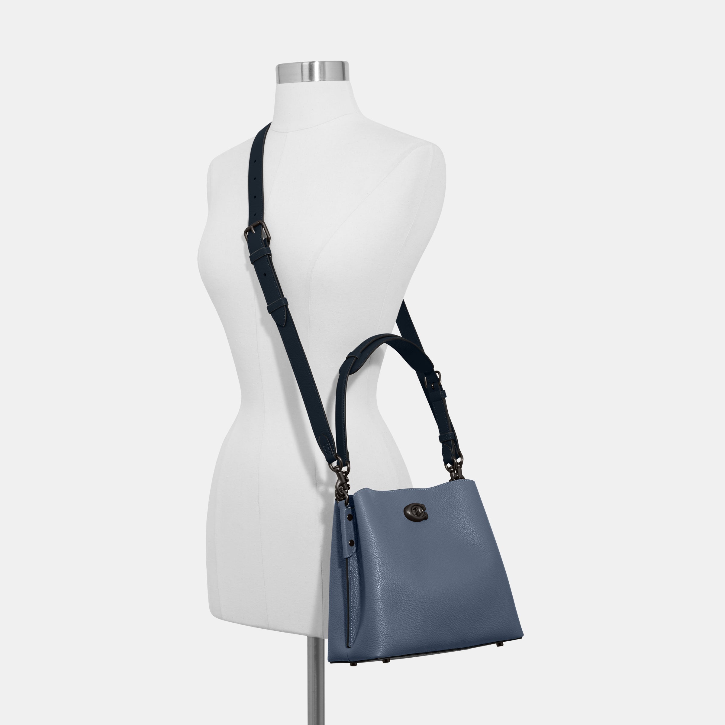 C3766-Willow Bucket Bag In Colorblock-V5/Washed Chambray Multi