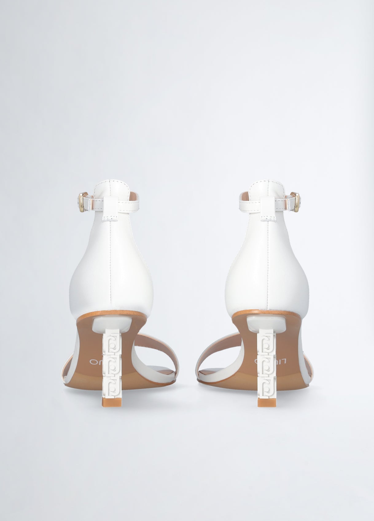 SA5049P00620111141-white