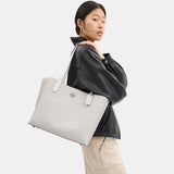 C0693-WILLOW TOTE BAG IN SIGNATURE CANVAS-LH/White Chalk