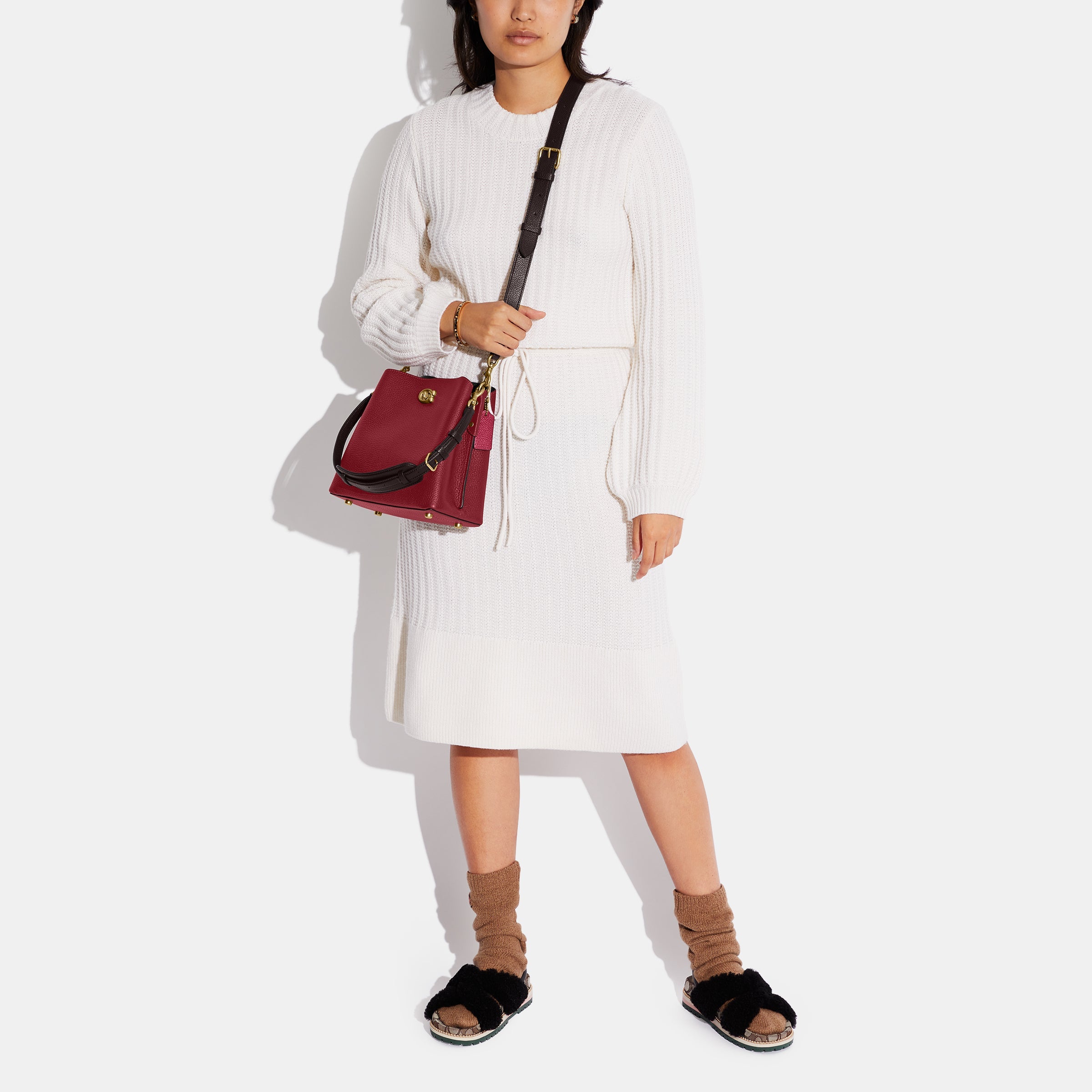C3766-Willow Bucket Bag In Colorblock-B4/Cherry
