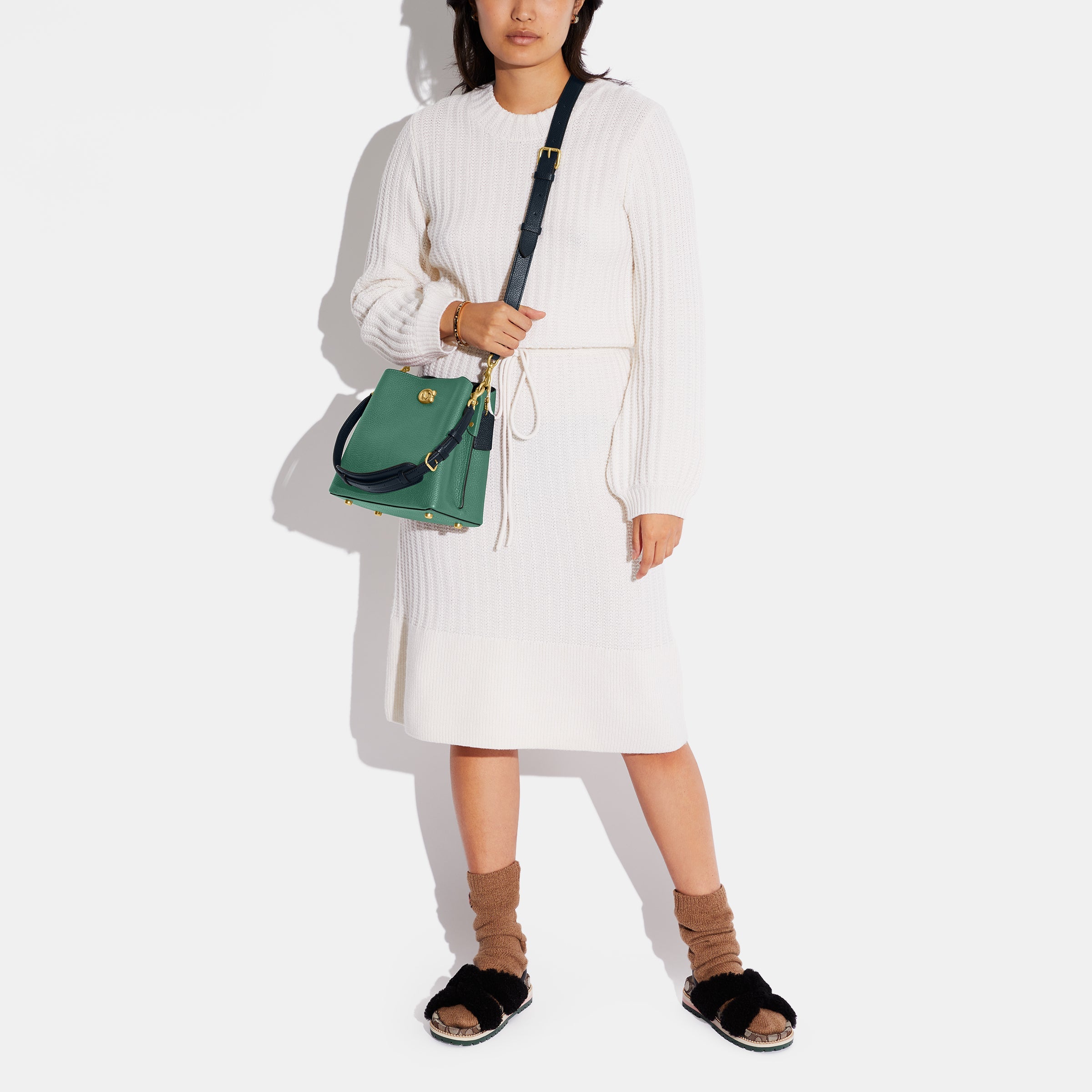 C3766-Willow Bucket Bag In Colorblock-B4/Bright Green Multi