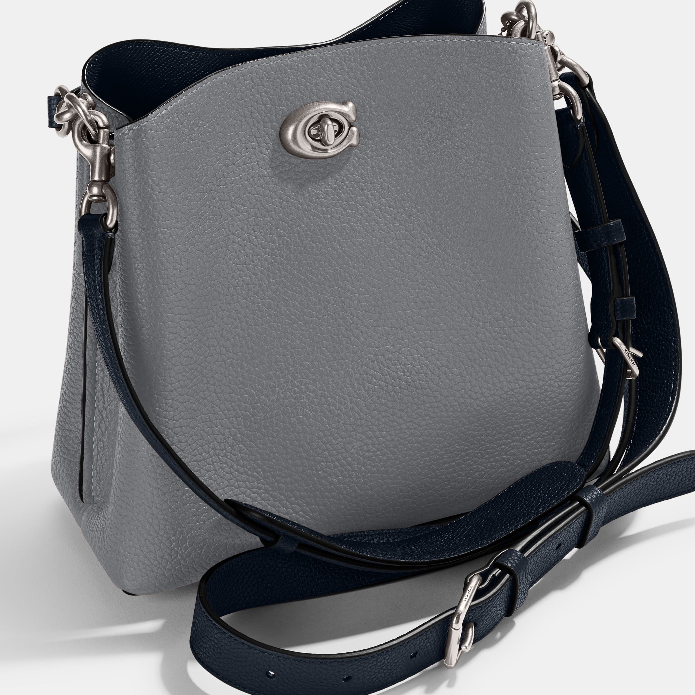 C3766-Willow Bucket Bag In Colorblock-Lh/Grey Blue Multi