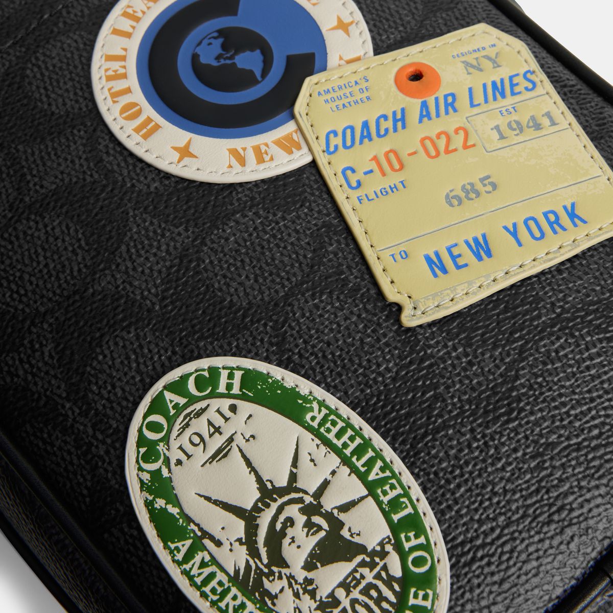 CBF95-Hitch Crossbody In Signature Canvas With Patches-Charcoal Multi