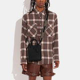 CJ795-Tote 16 With Signature Canvas