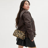 CM515-Bandit Shoulder Bag In Haircalf With Leopard Print-B4/Leopard