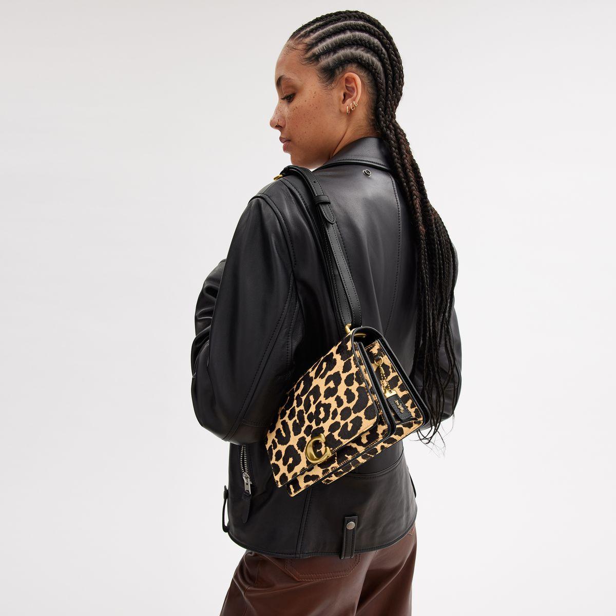 CM515-Bandit Shoulder Bag In Haircalf With Leopard Print-B4/Leopard
