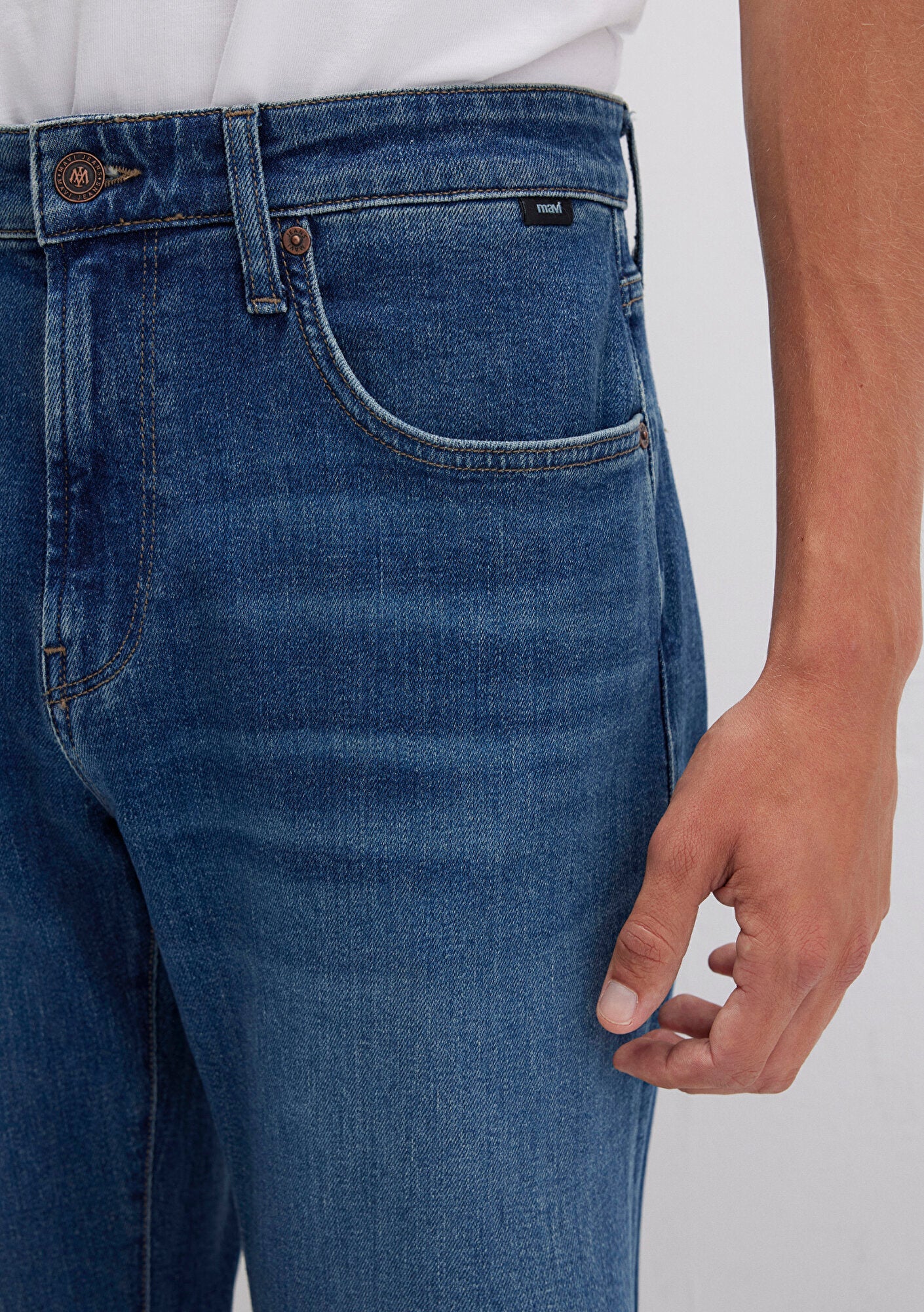 Lisbon Shaded Vintage Classic Comfort Jean Pants