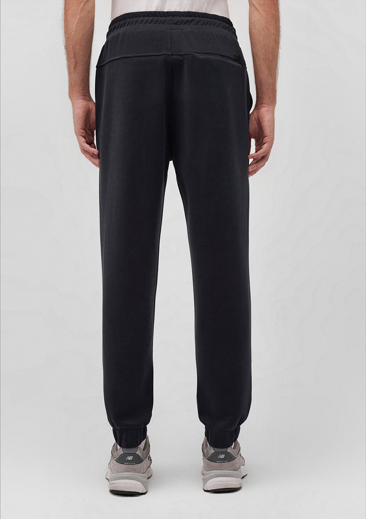 Black Basic Sweatpants