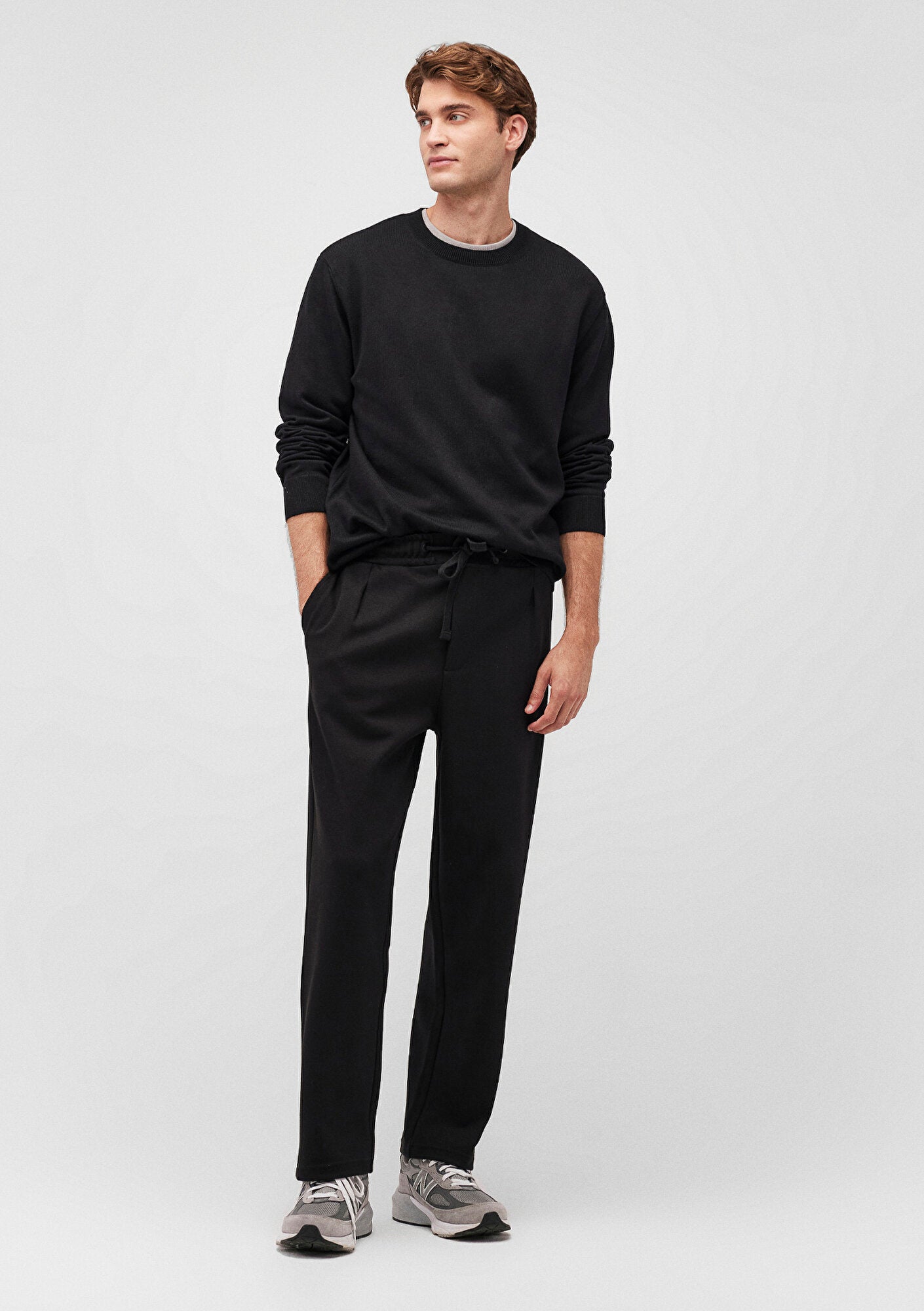 Black Basic Sweatpants