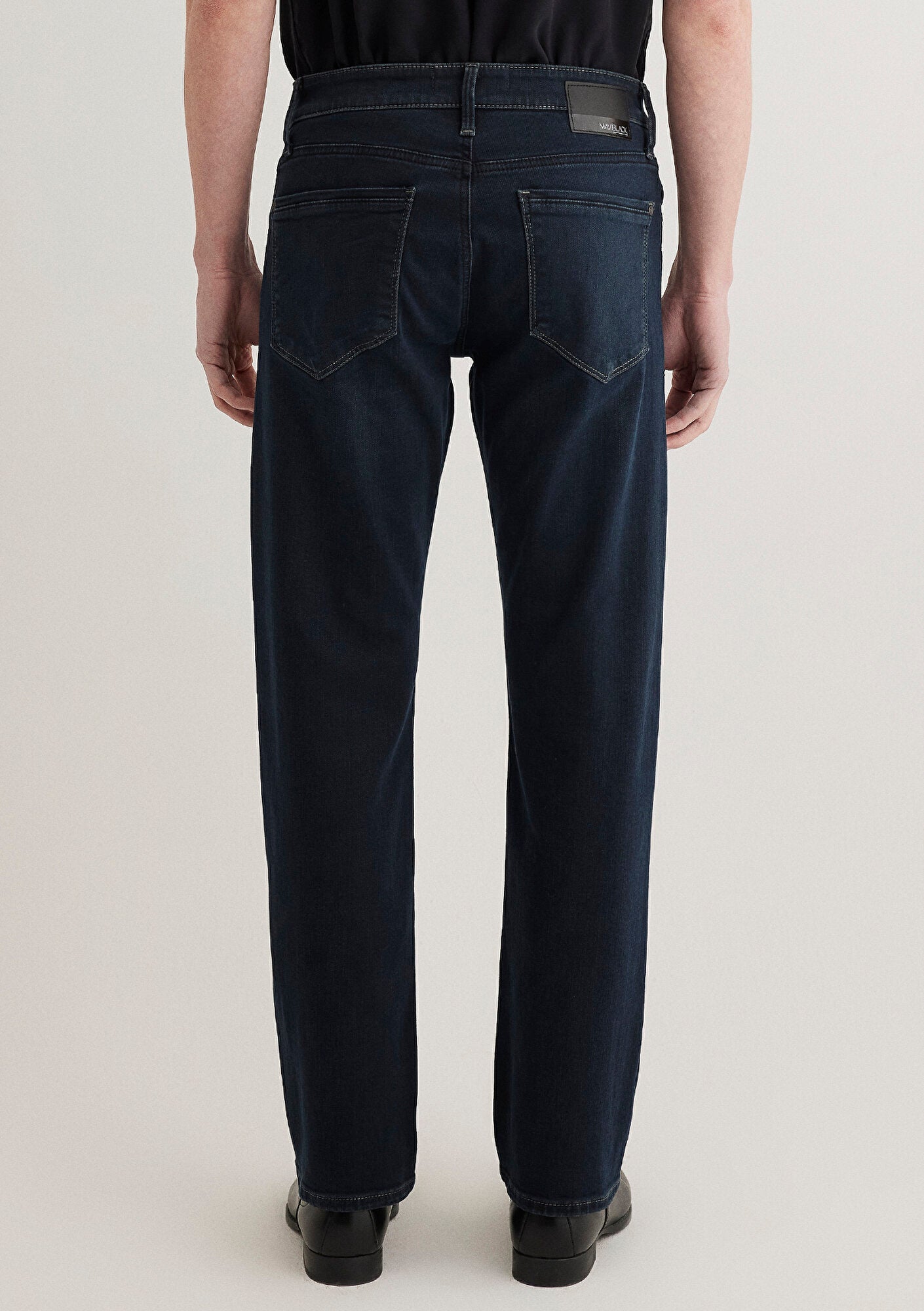 Hunter Shaded Ink Mavi Jet Black Jean Pants