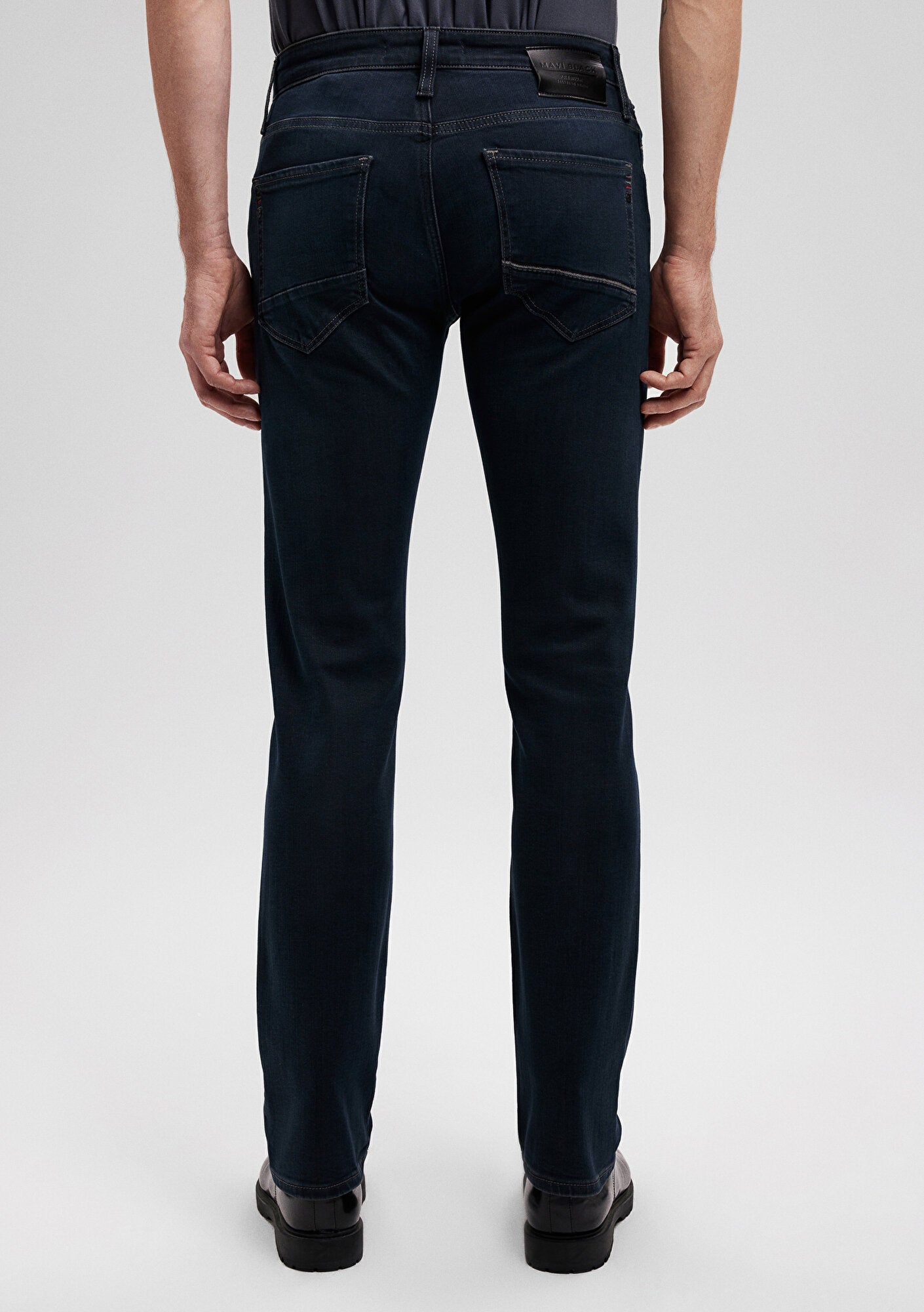 Pierre Deep Shaded Mavi Black Jean Pants
