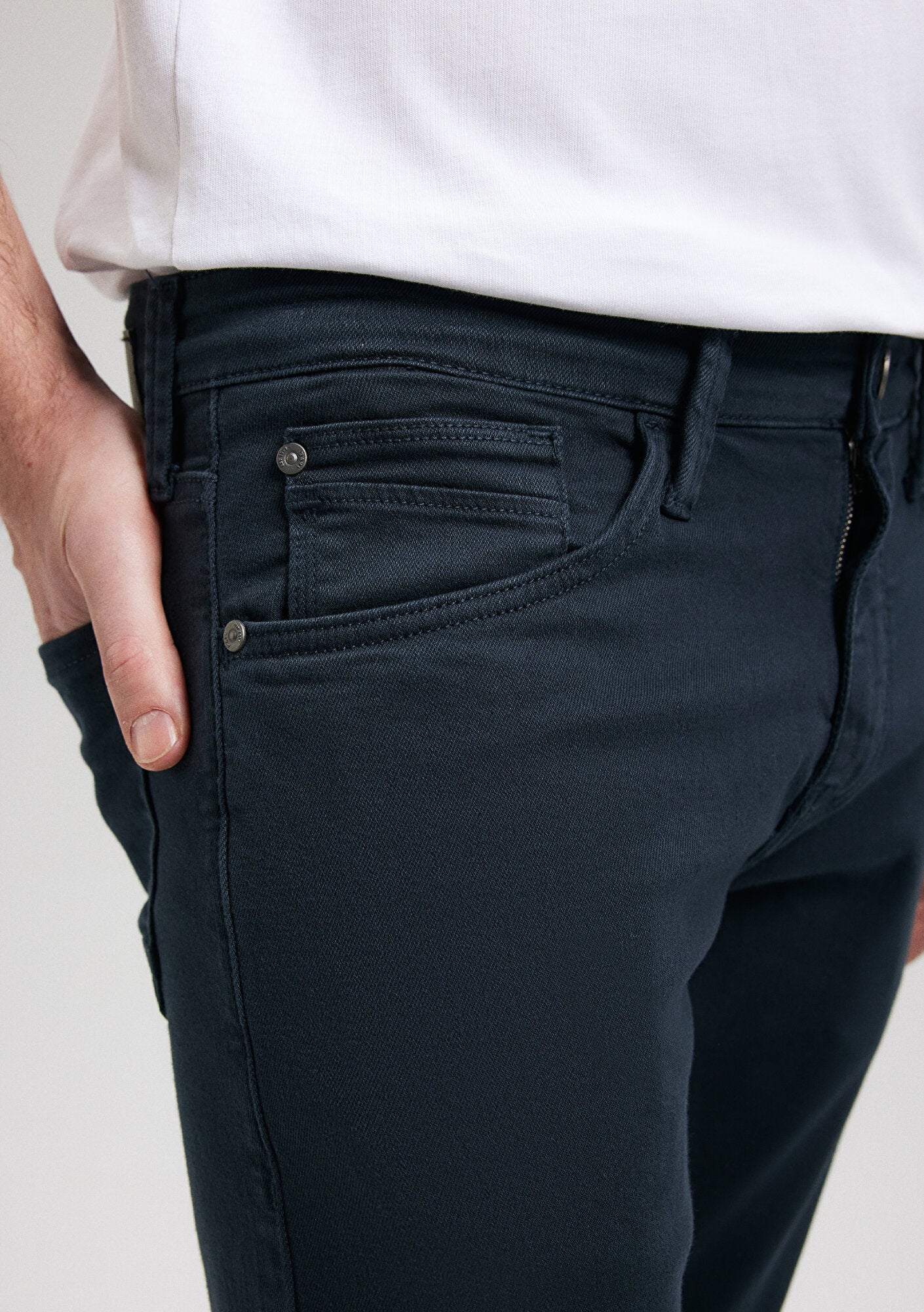 Jake Collegiate Comfort Gabardine Pants