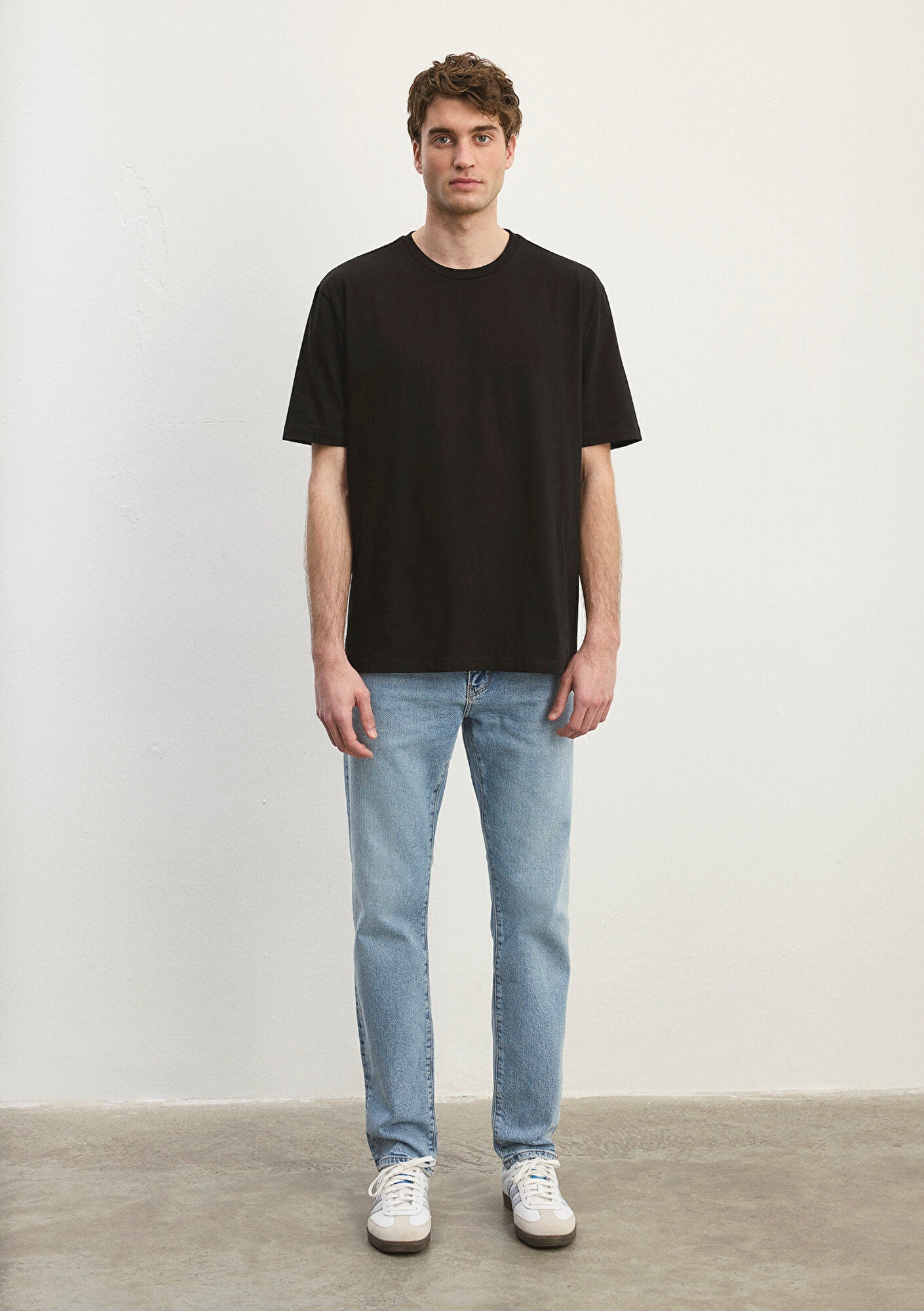 Stretch Black Basic T-Shirt