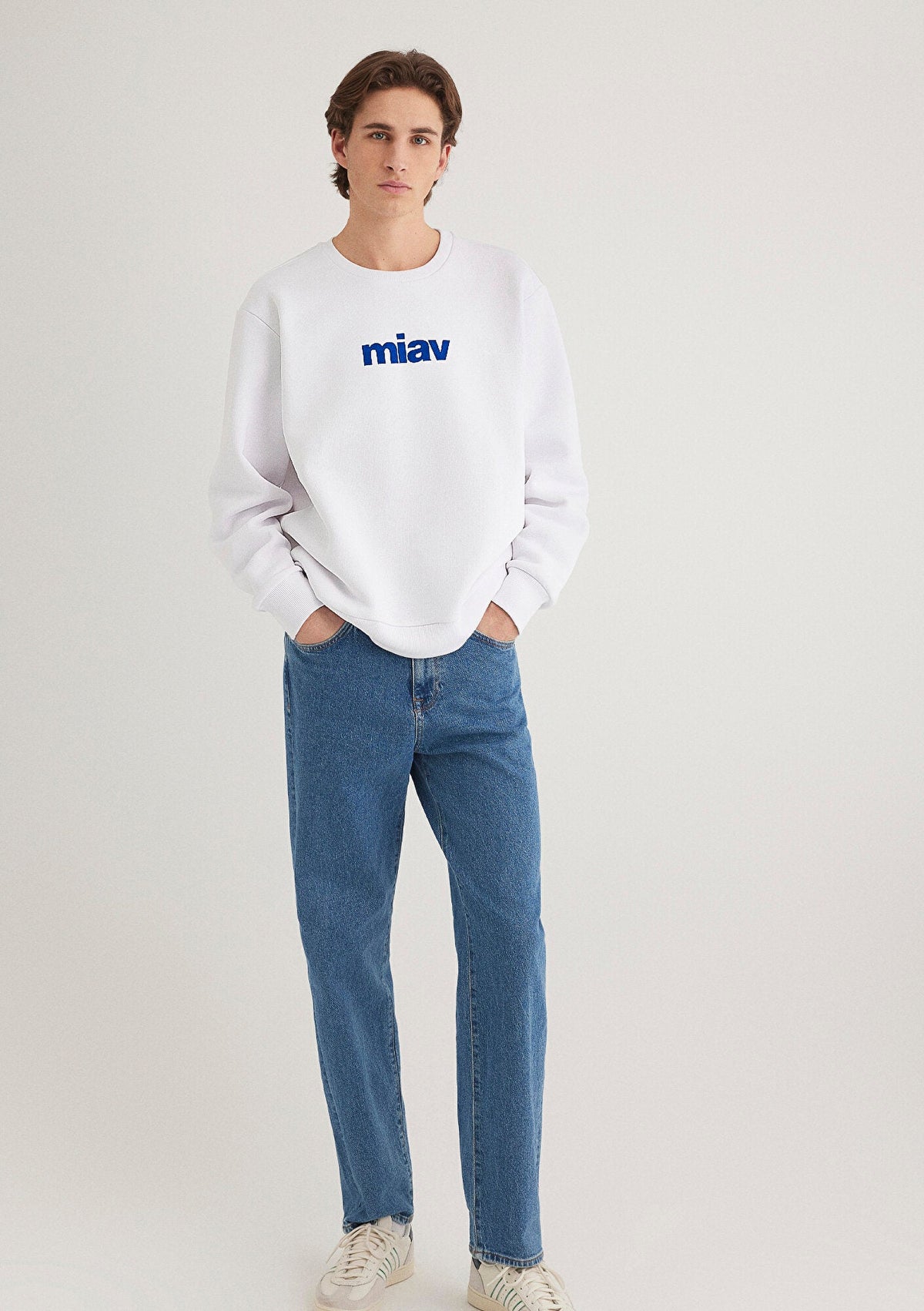 Miav Printed White Sweatshirt