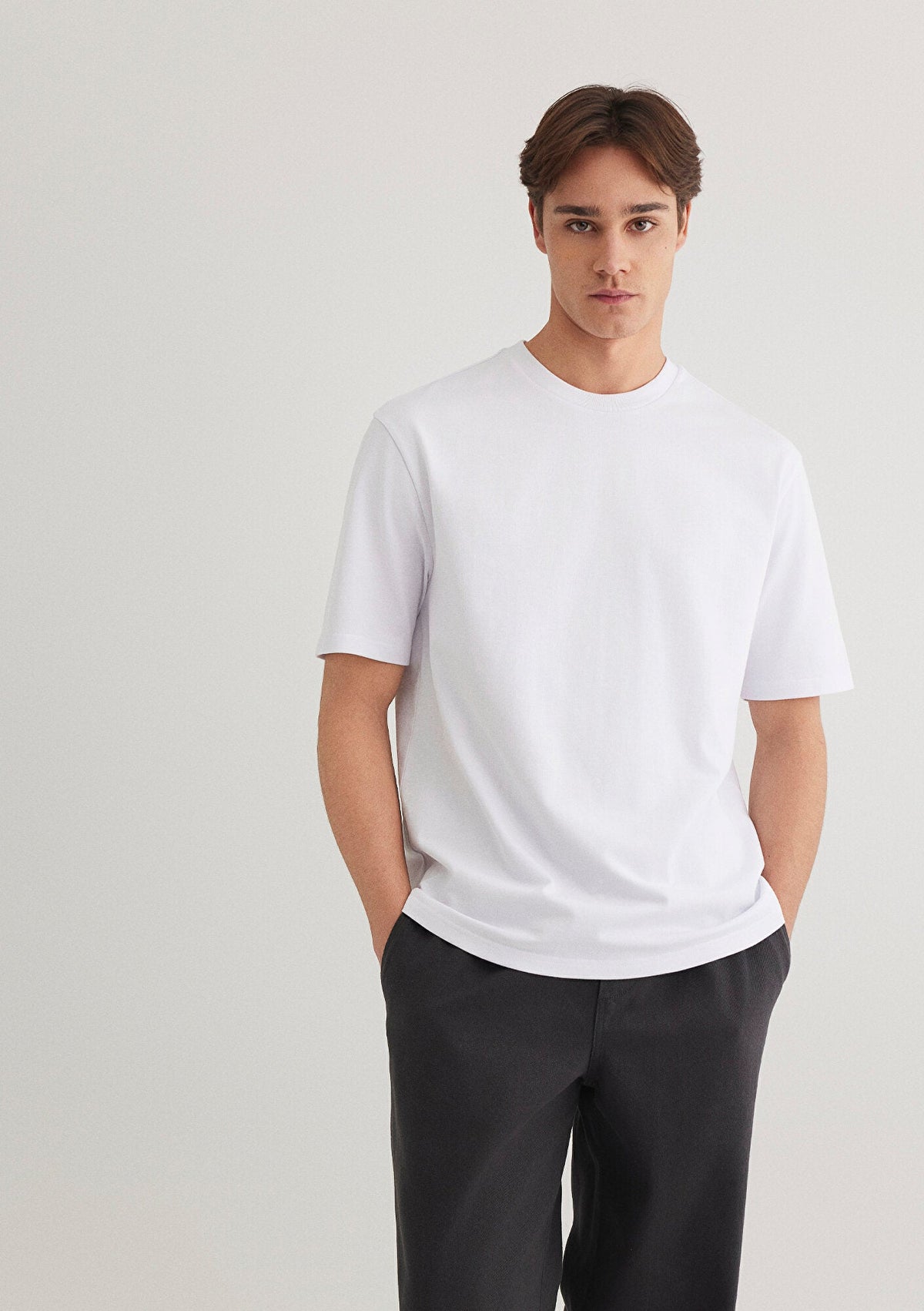 Crew Neck White Basic T-Shirt