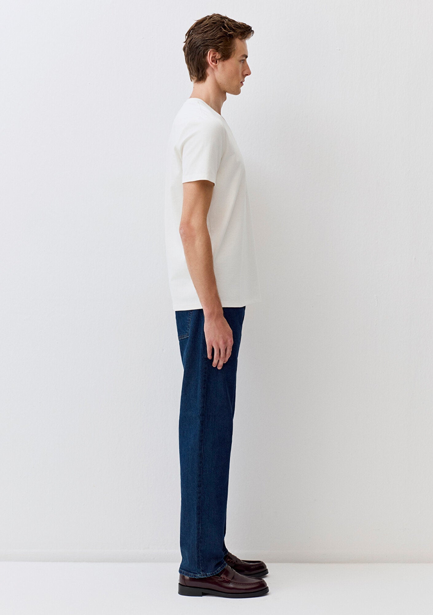 V Neck Ecru Basic T-Shirt