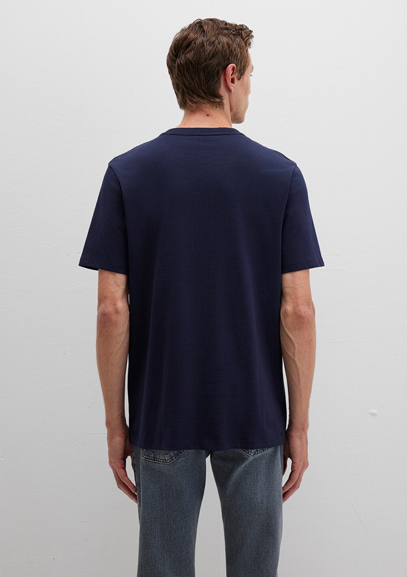 Crew Neck Navy Basic T-Shirt