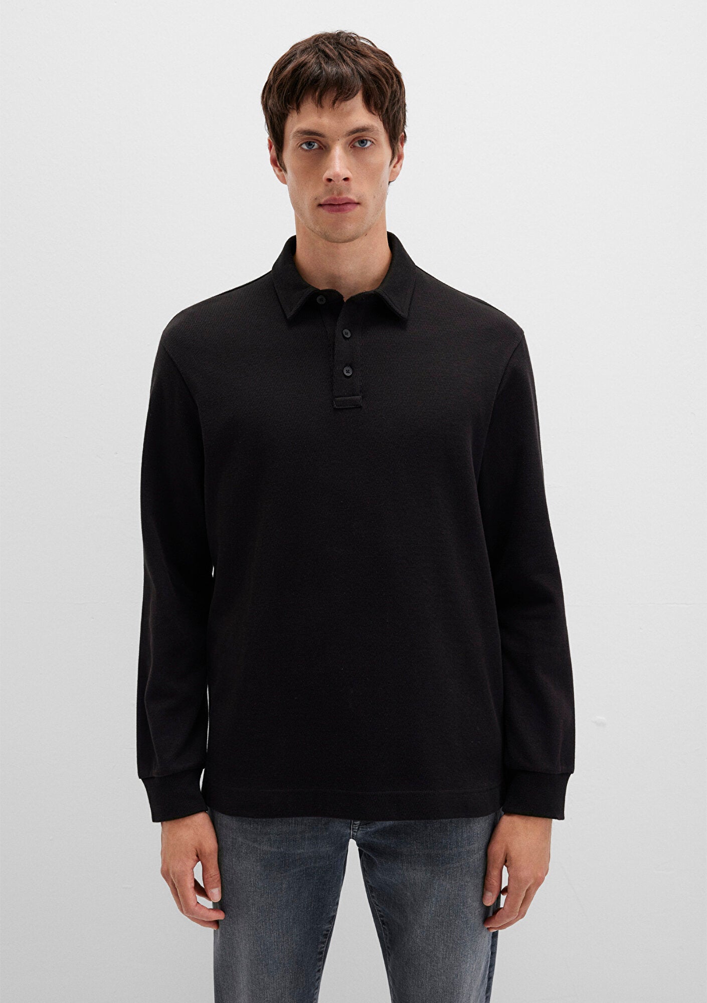 Button Detailed Black T-Shirt