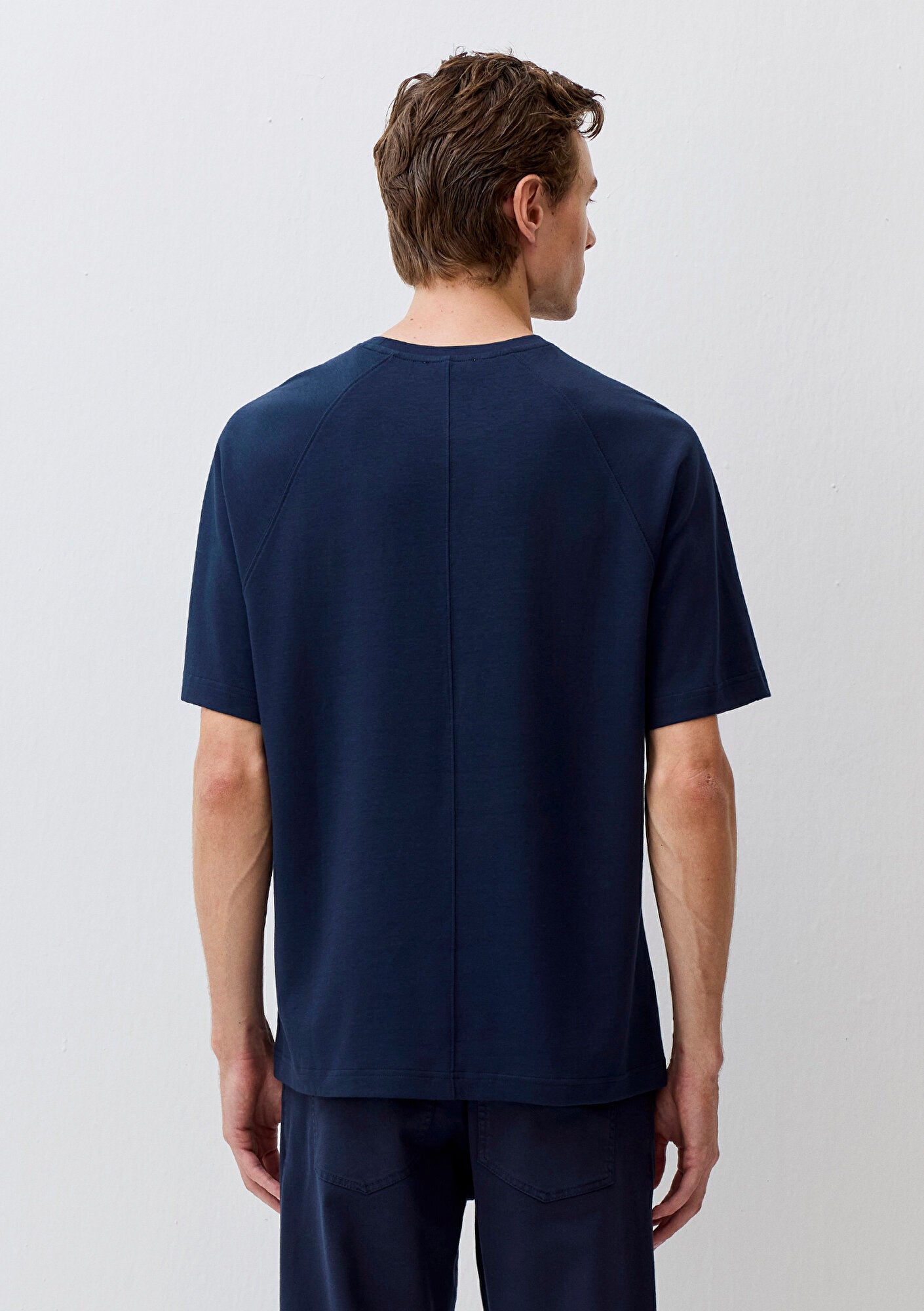 Crew Neck Navy Basic T-Shirt